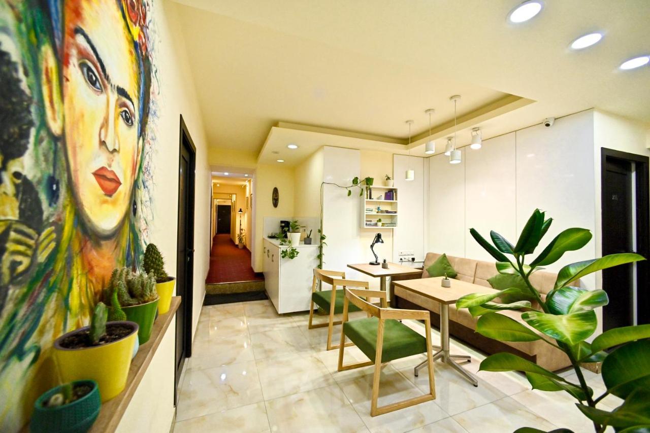 Skyline Hotel เยเรวาน ภายนอก รูปภาพ