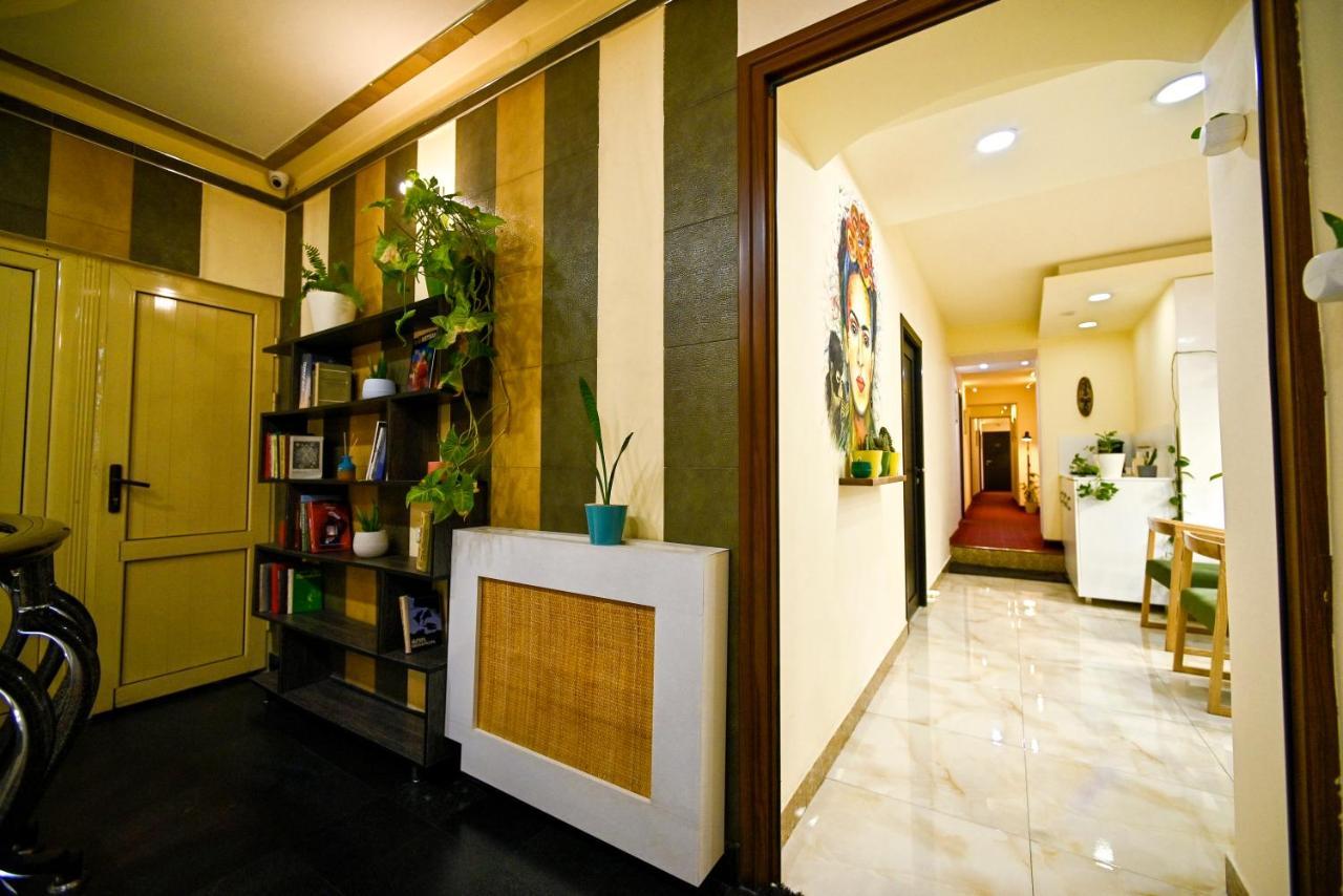 Skyline Hotel เยเรวาน ภายนอก รูปภาพ