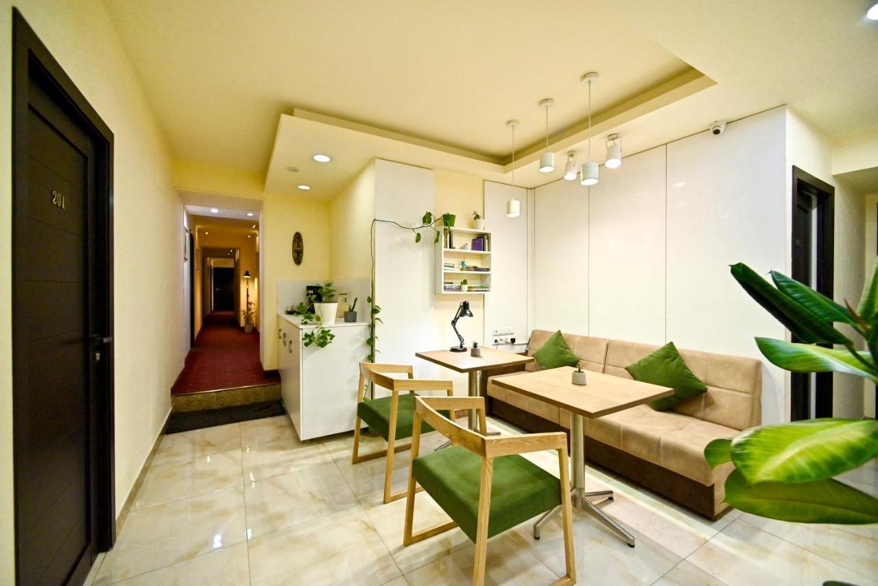 Skyline Hotel เยเรวาน ภายนอก รูปภาพ